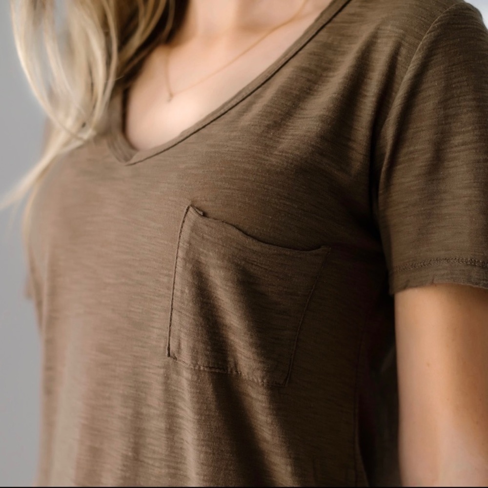 11thstreet | My Favorite T Shirt Khaki Olive Green - Picture 2 of 11